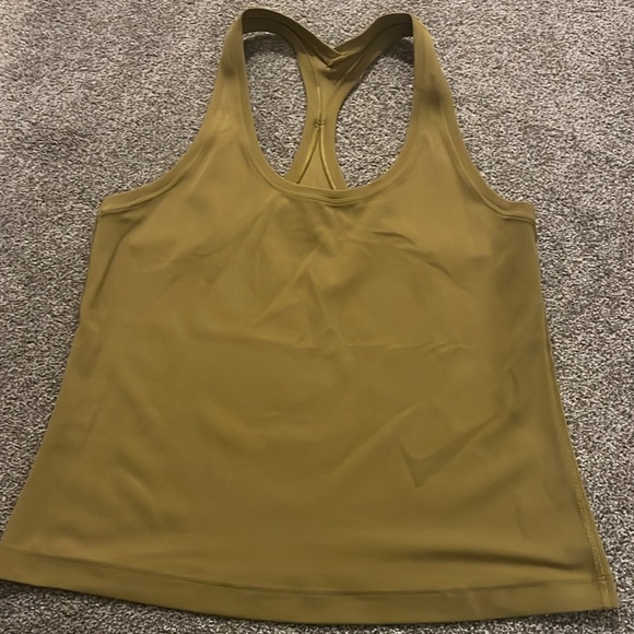 Lululemon Cool Racerback Tank Top Shorter Length sz M - Picture 4 of 4